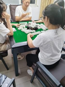 武昌中建三局旁130平棋牌简餐低价整...